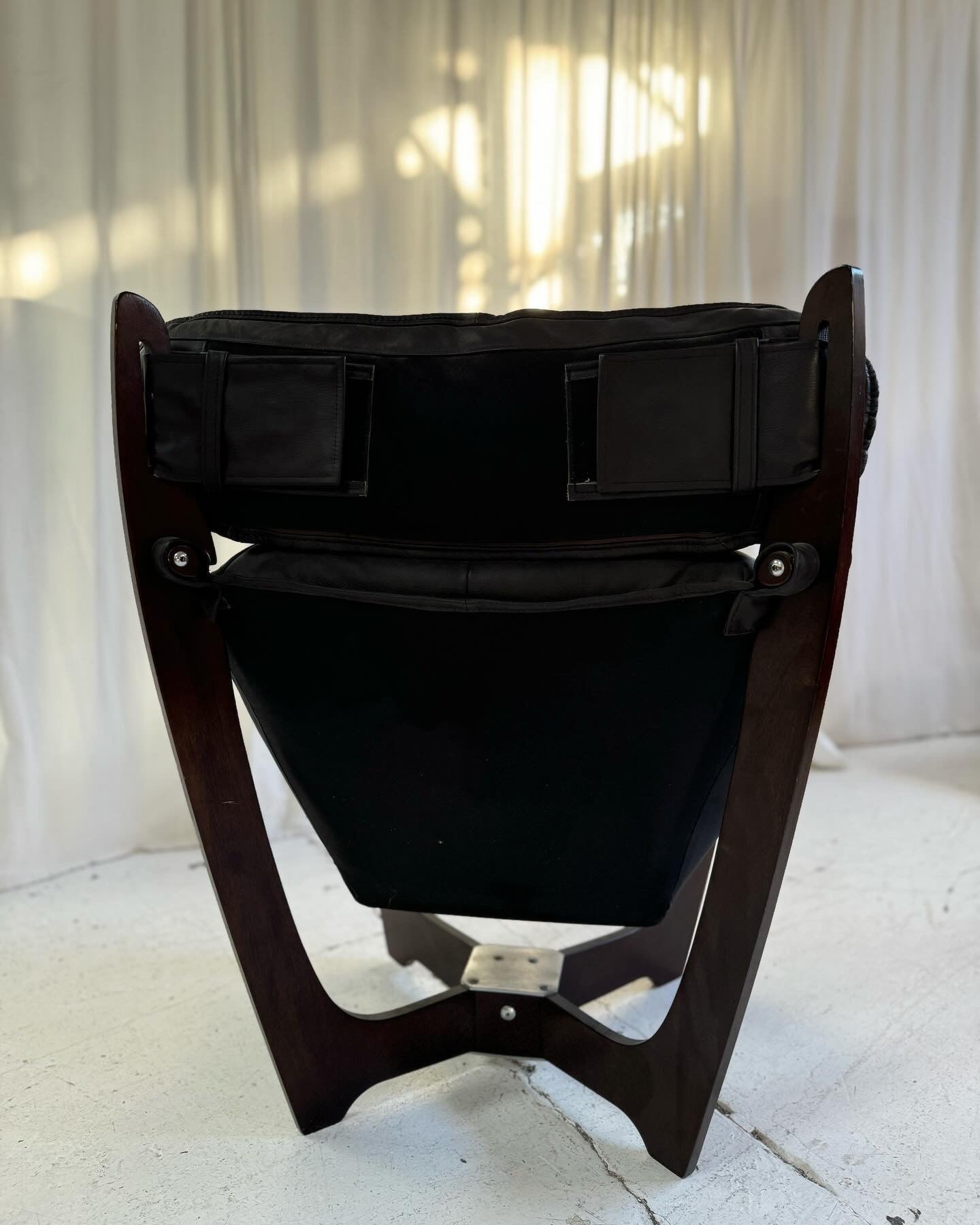 Vintage Luna High Back Chair