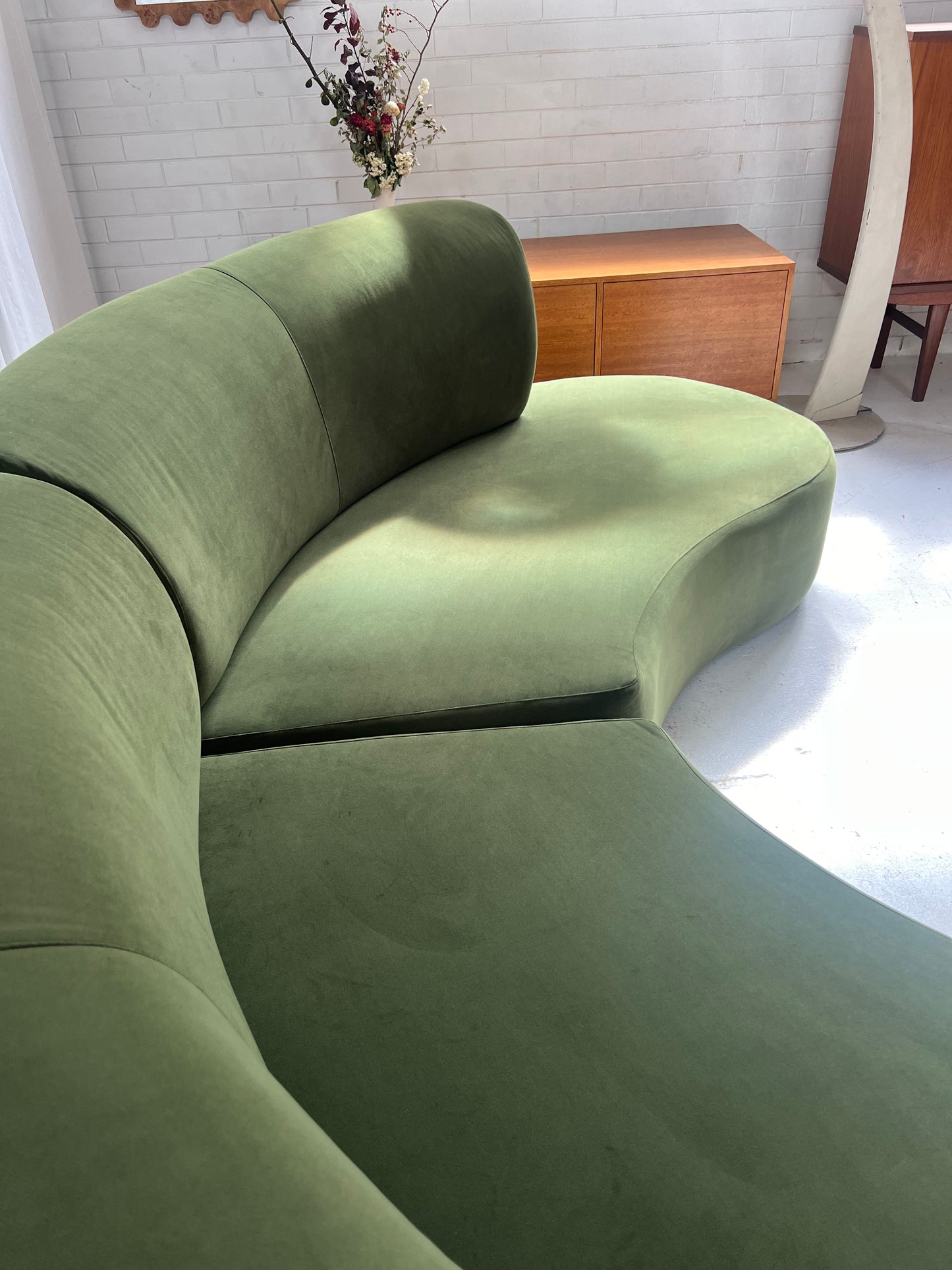 Large Green Curvy Sofa Set