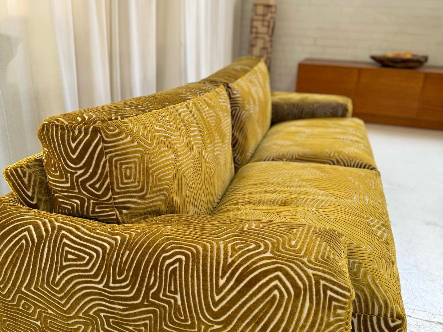 Midday Sofa by Giovanni Offredi for Sapporiti Italia