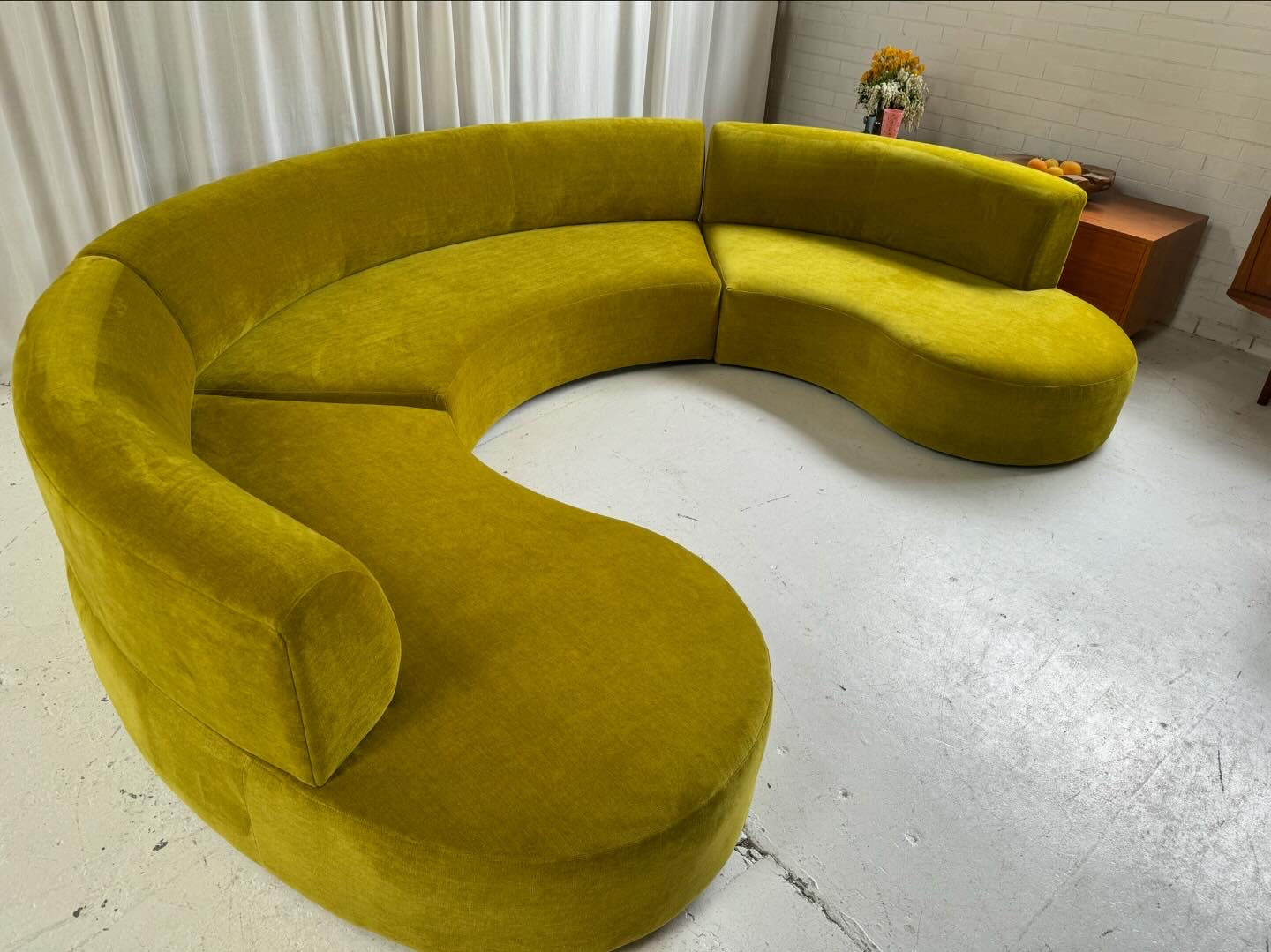 Large Chartruese Velvet Curvy Sofa Set - Preorder