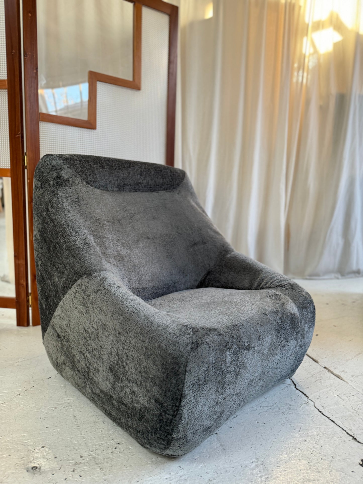 Featherston Numero IV Chairs