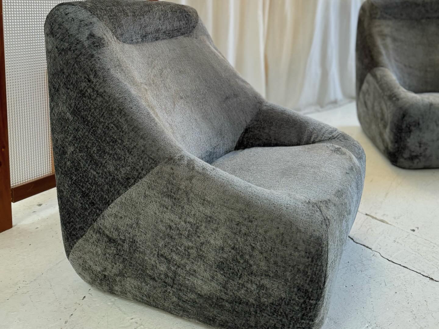 Featherston Numero IV Chairs