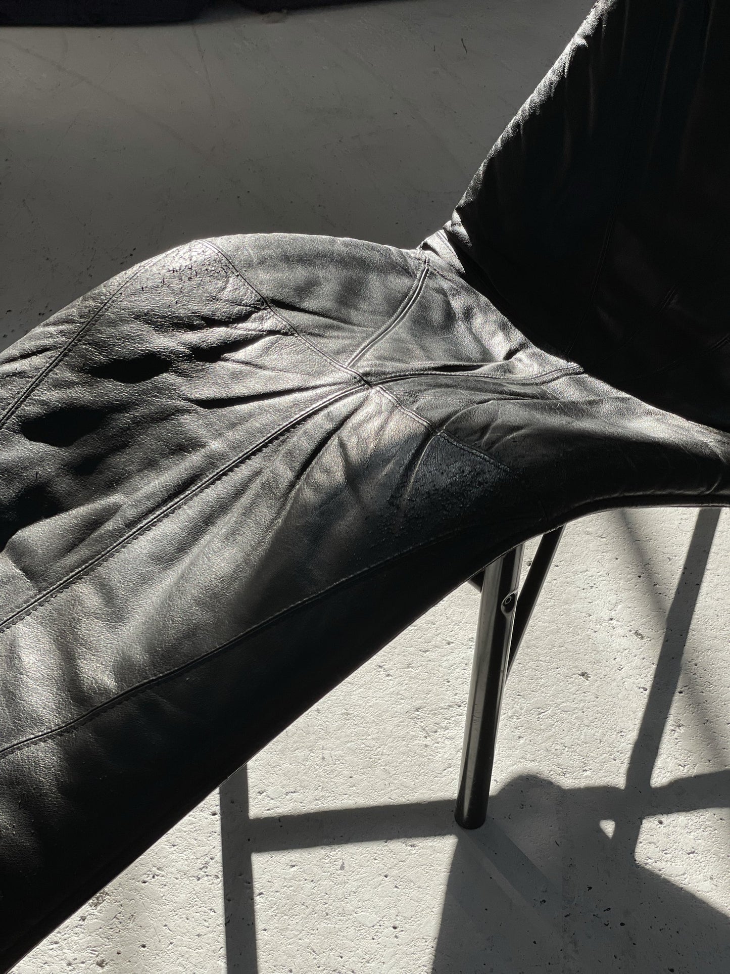 Tord Björklund Black Leather Skye Lounger