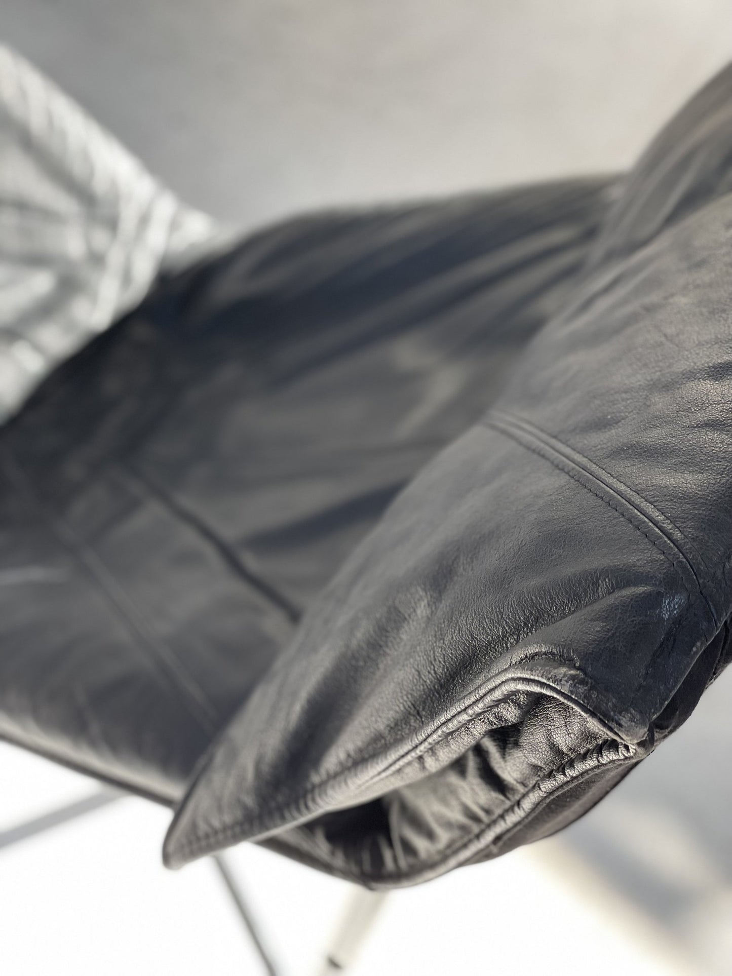 Tord Björklund Black Leather Skye Lounger