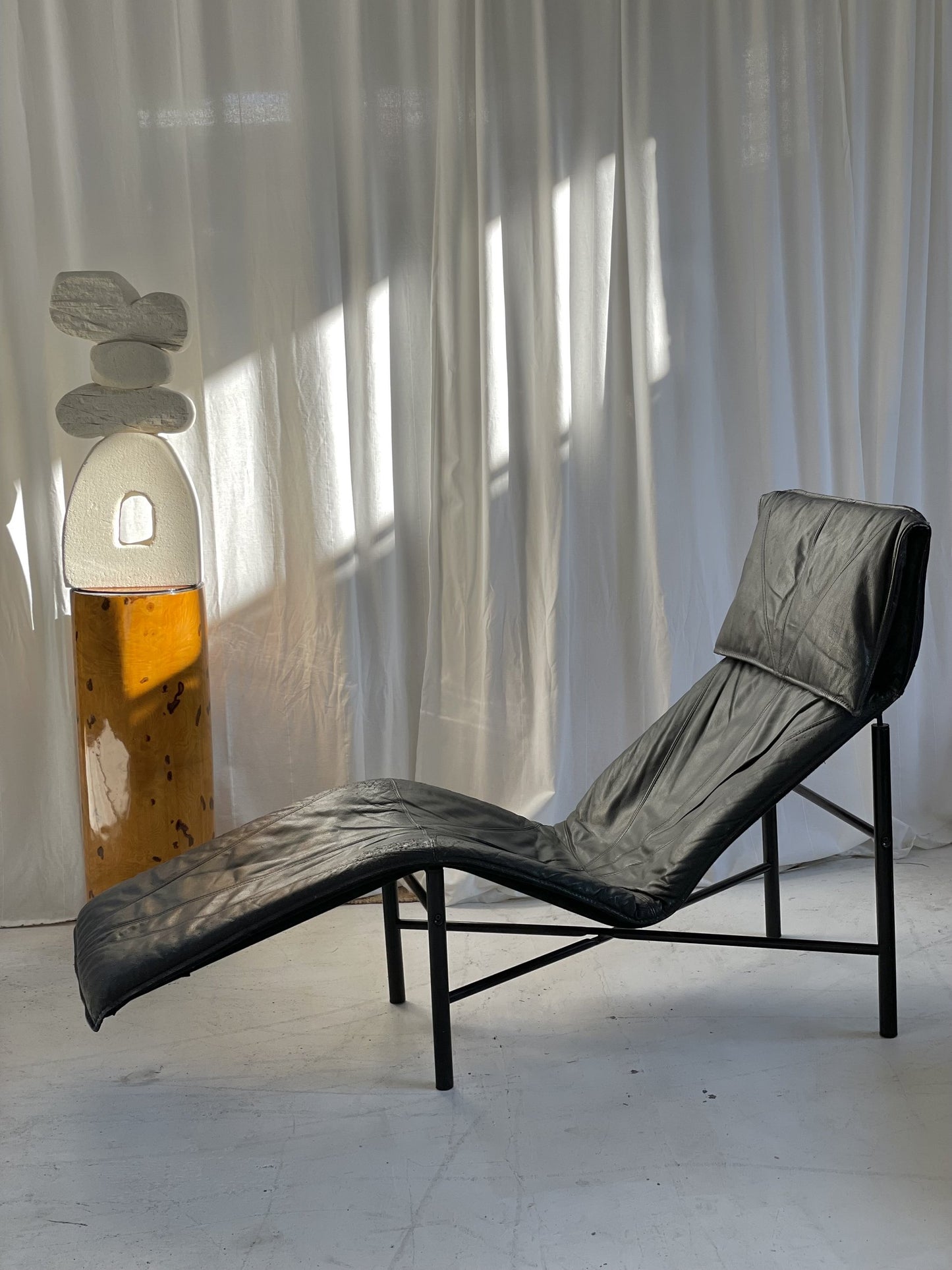 Tord Björklund Black Leather Skye Lounger