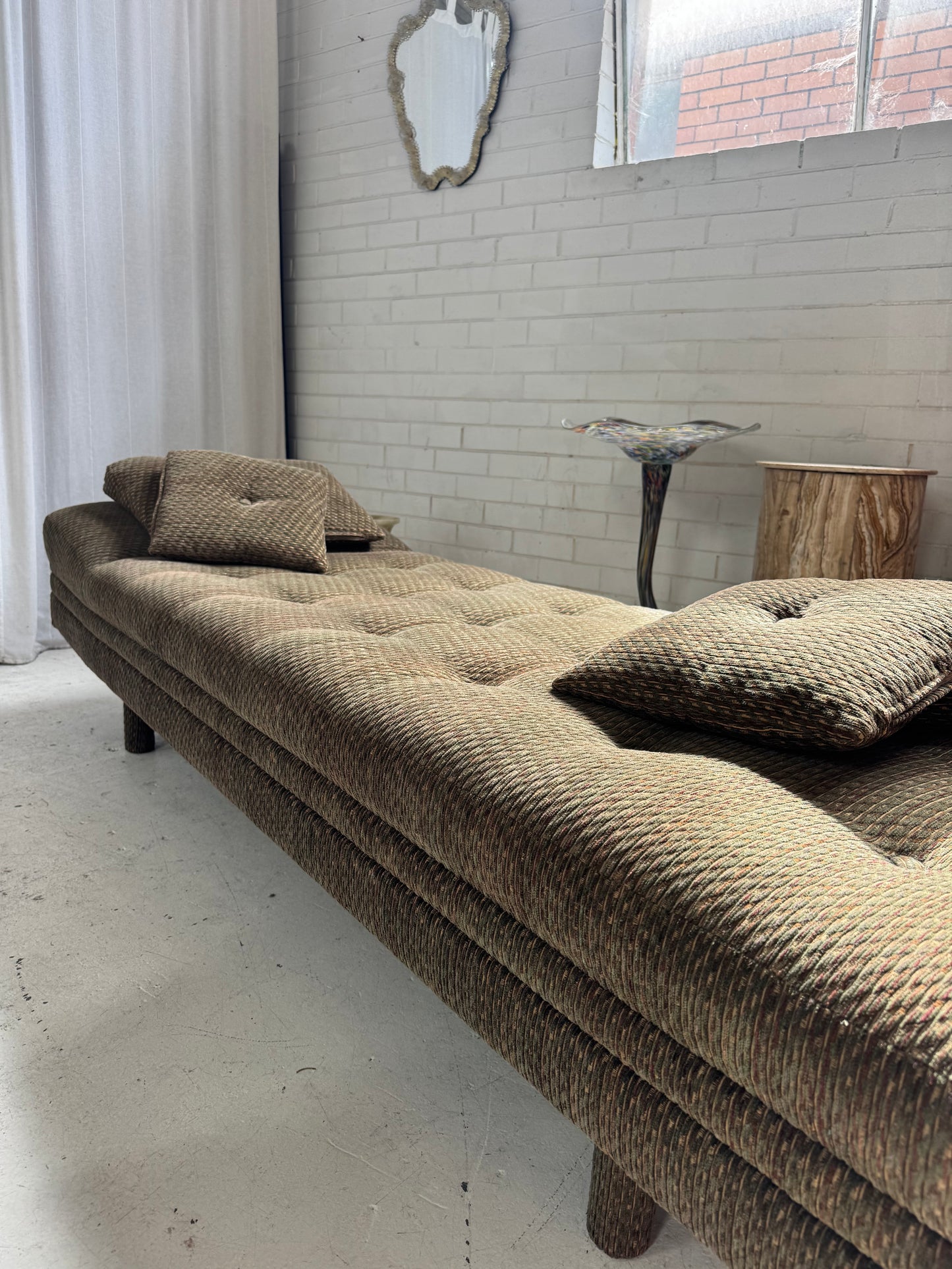 Vintage Daybed Sofa