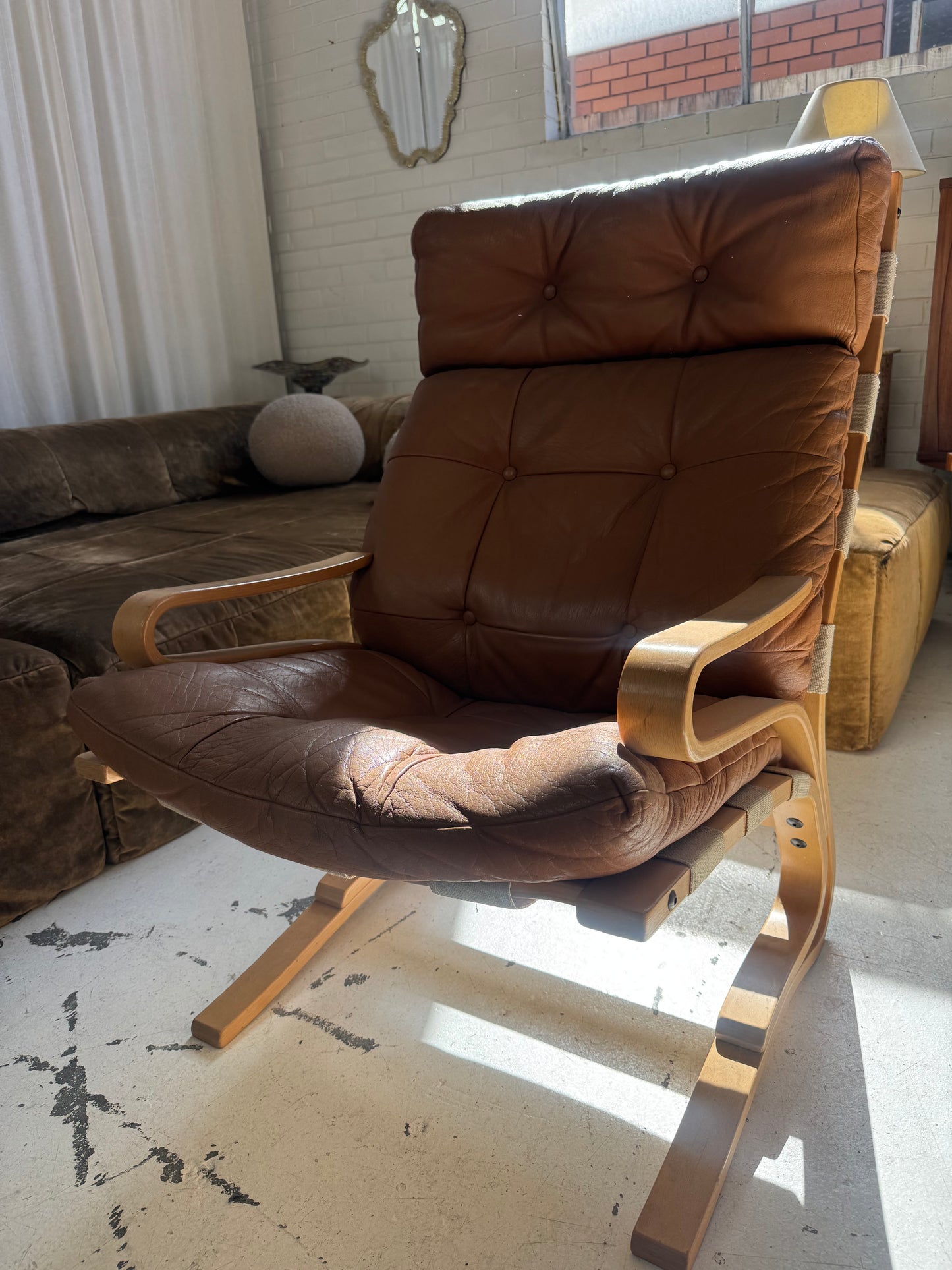 Vintage Skyline Leather Chair by Hove Mobler