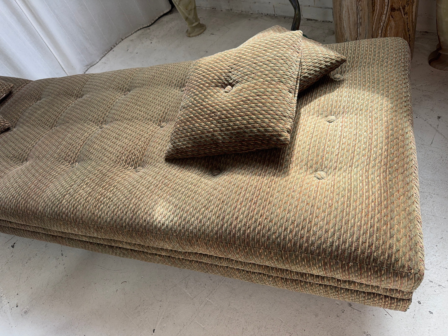 Vintage Daybed Sofa