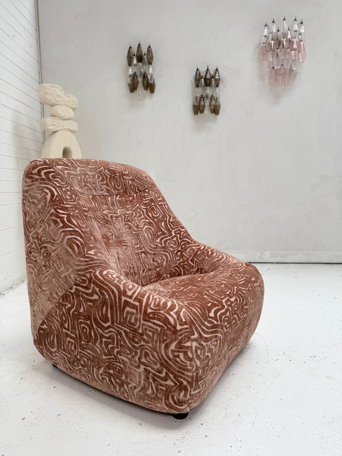 Featherston Numero IV Chair