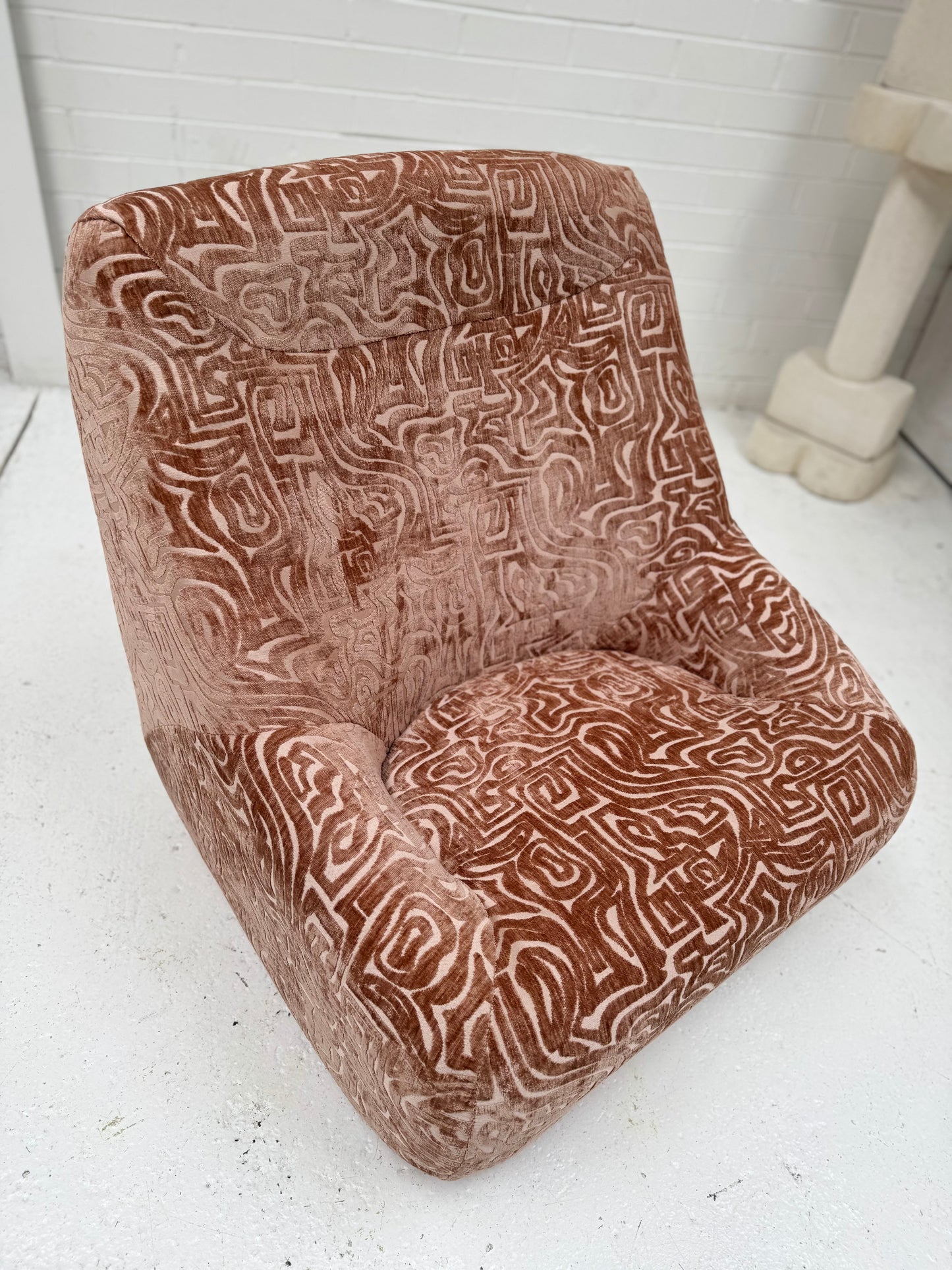 Featherston Numero IV Chair