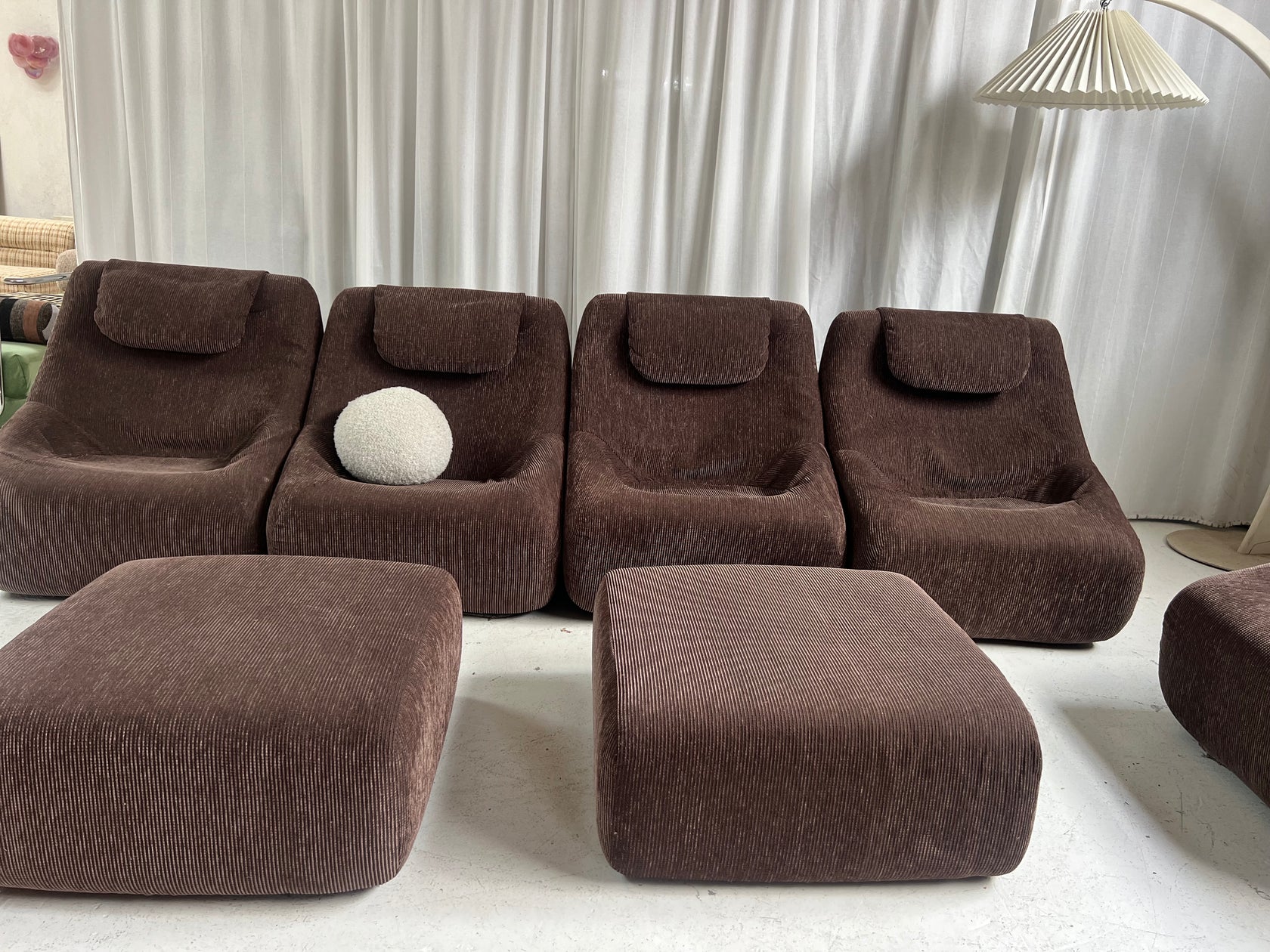 Vintage Featherston IV Modular - Choc Corduroy – Mood Objects