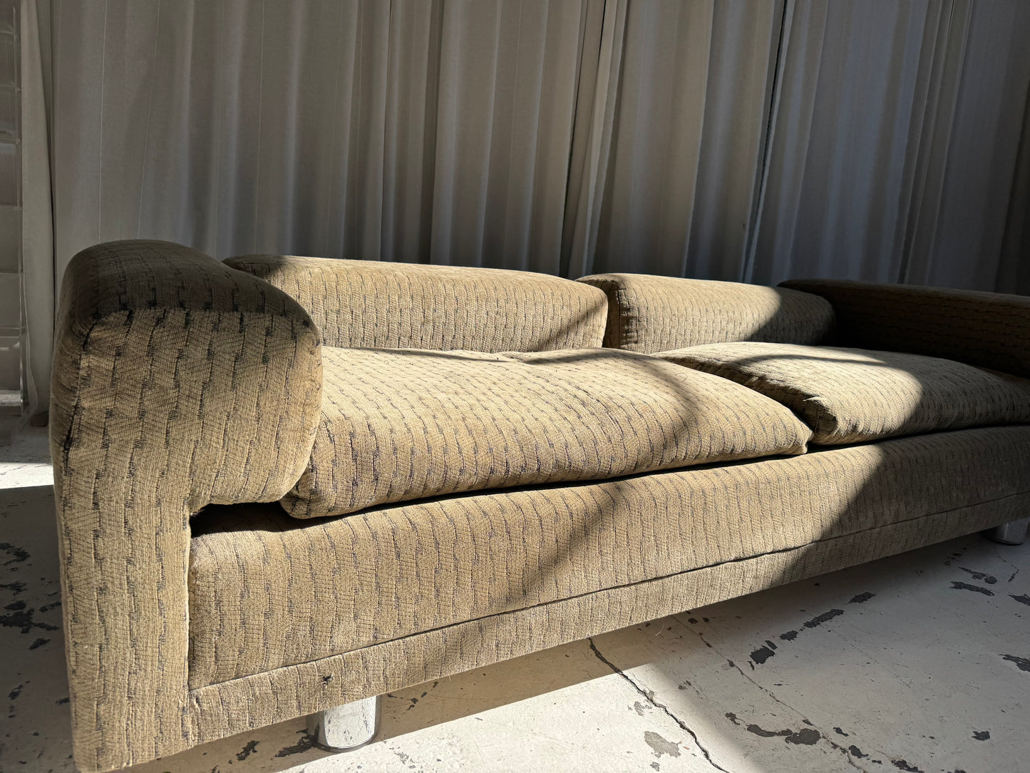Diplomat Sofa by Howard Keith for HK Furniture, 1972