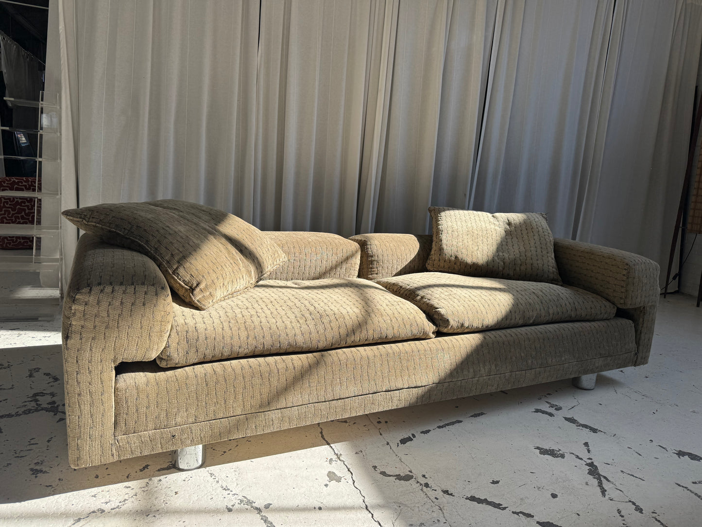 Diplomat Sofa by Howard Keith for HK Furniture, 1972