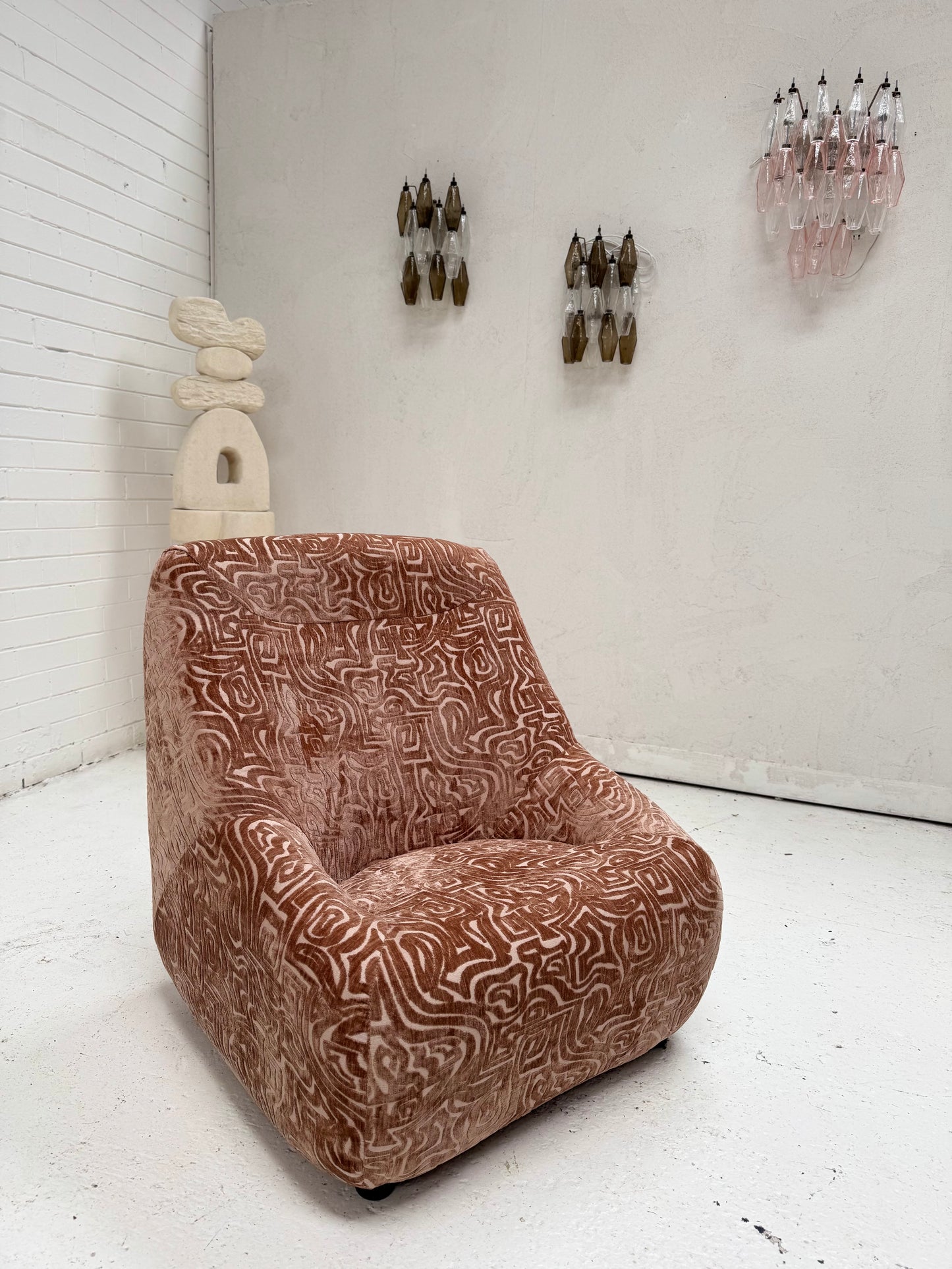 Featherston Numero IV Chair