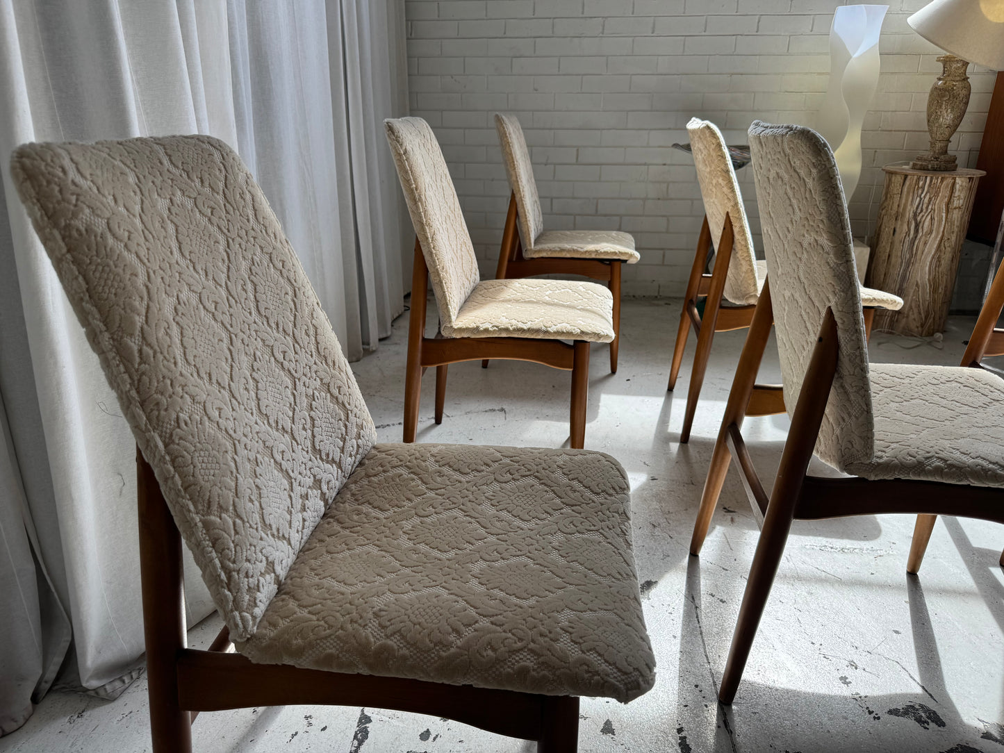 Parker Model 118 Dining Chair Set (6)