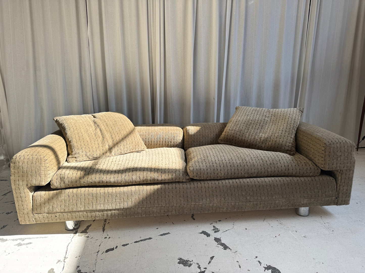 Diplomat Sofa by Howard Keith for HK Furniture, 1972