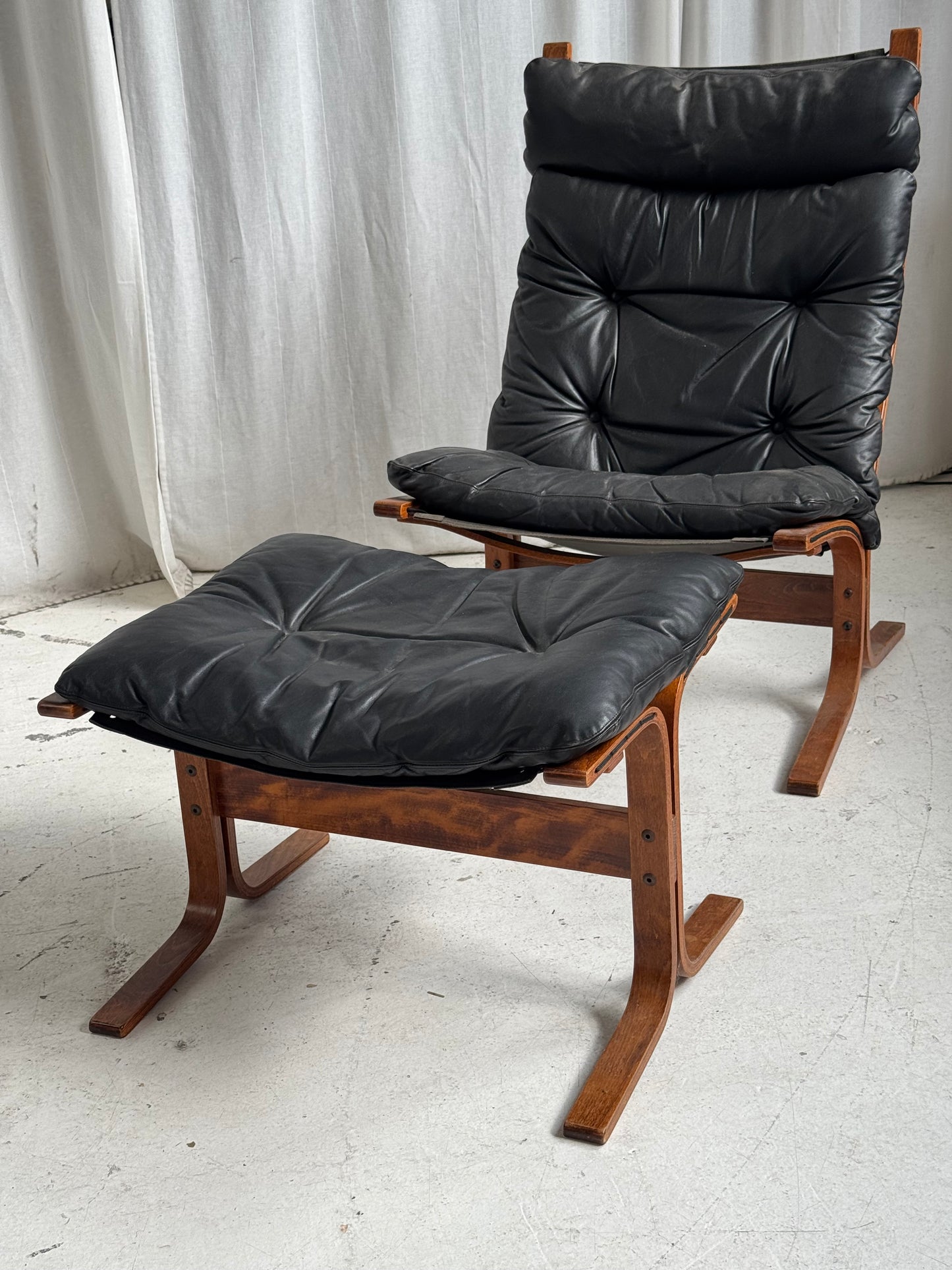 Ingmar Relling Siesta Chair & Ottoman Set