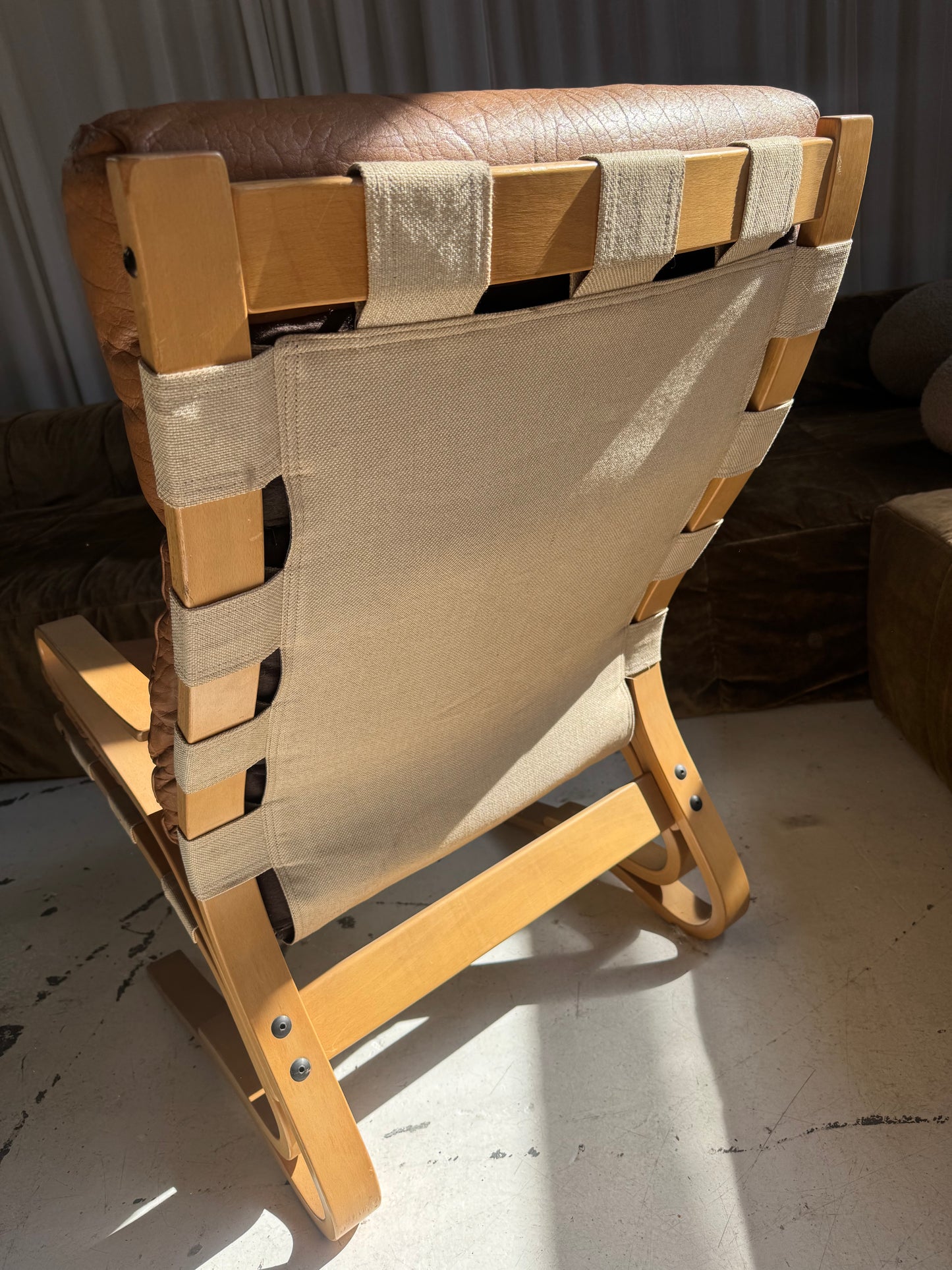 Vintage Skyline Leather Chair by Hove Mobler