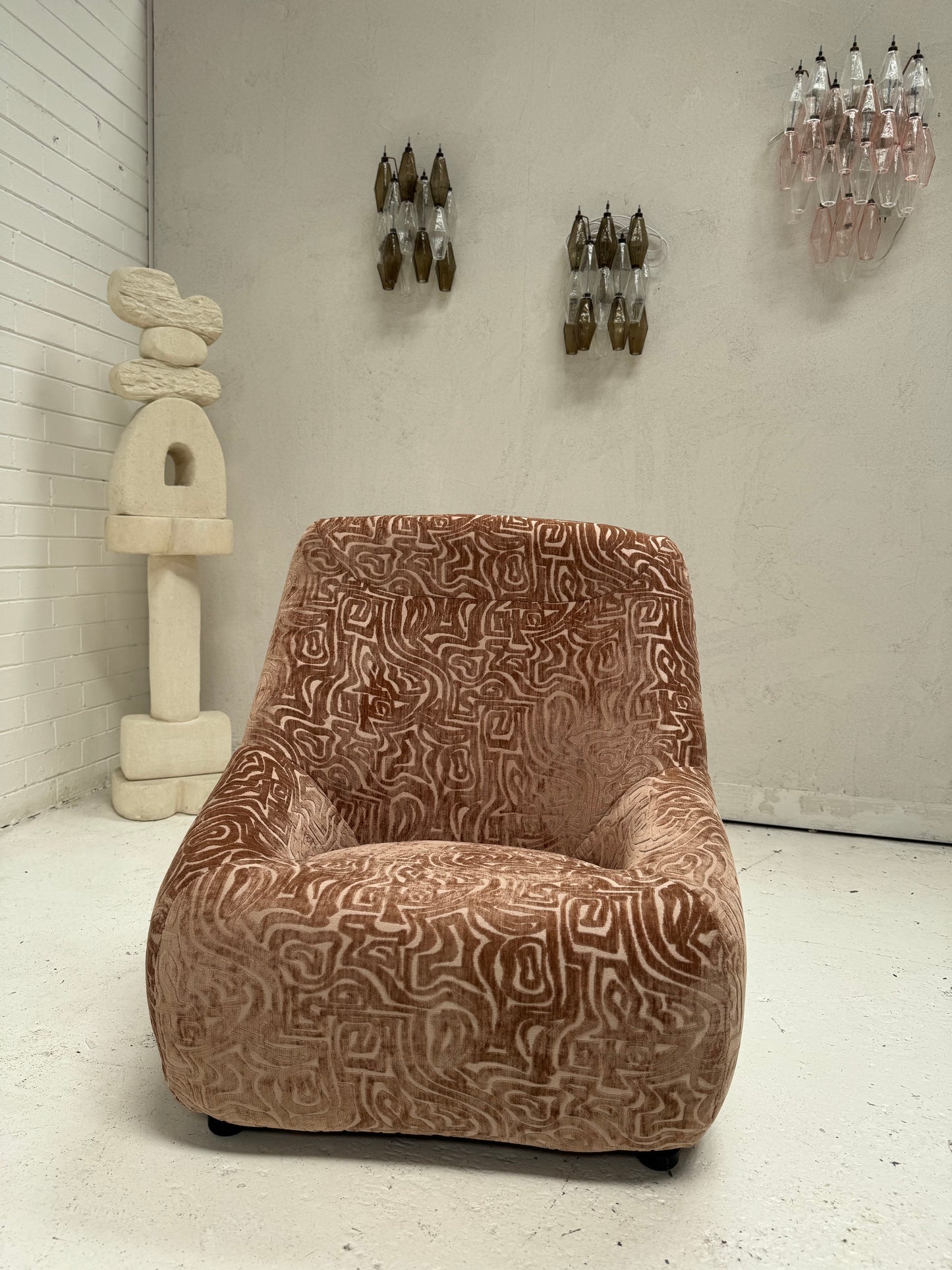 Featherston Numero IV Chair