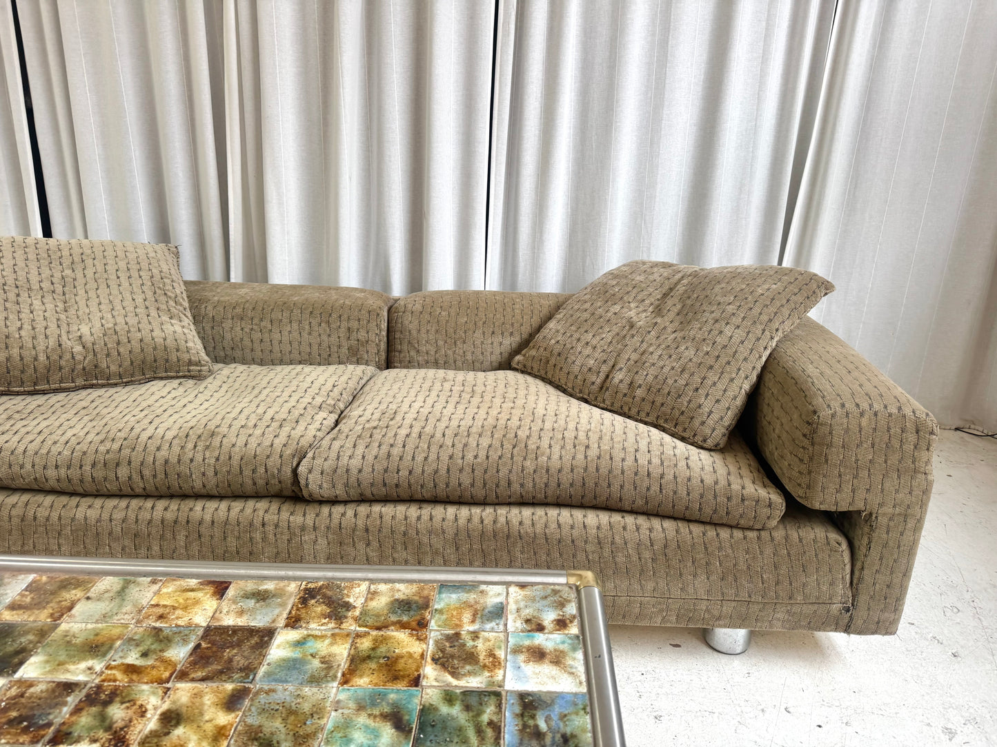 Diplomat Sofa by Howard Keith for HK Furniture, 1972