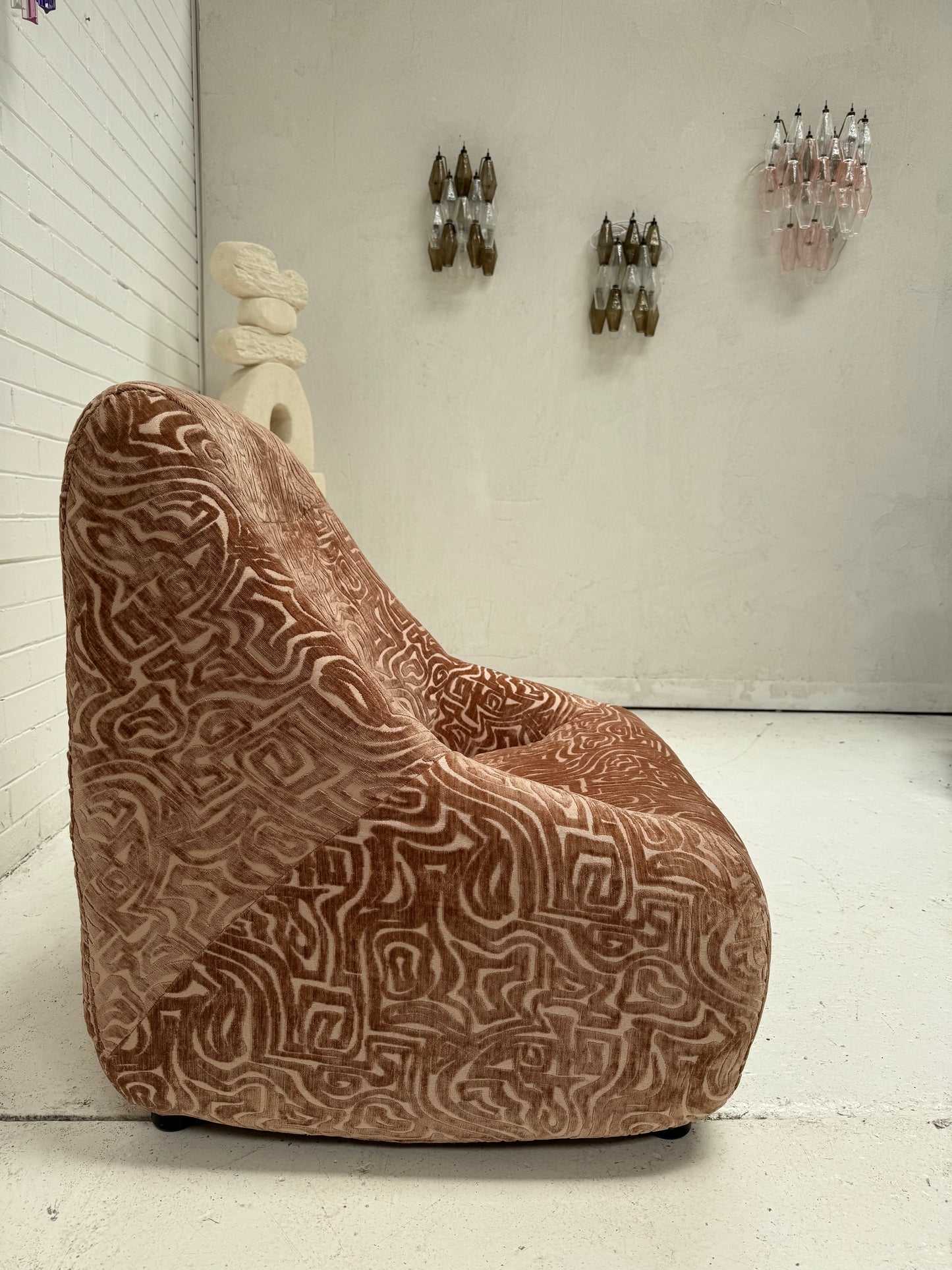 Featherston Numero IV Chair