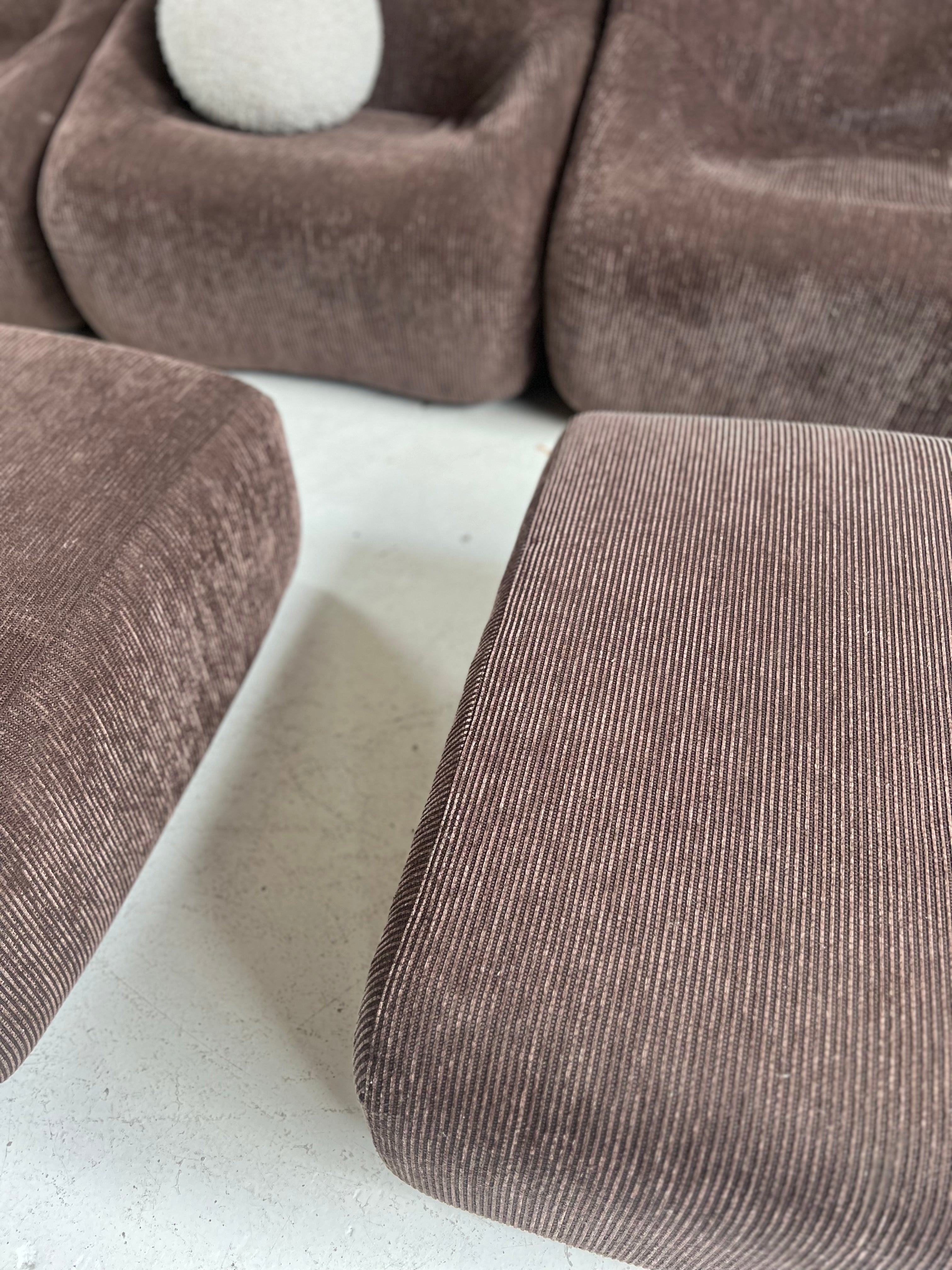 Vintage Featherston IV Modular - Choc Corduroy – Mood Objects