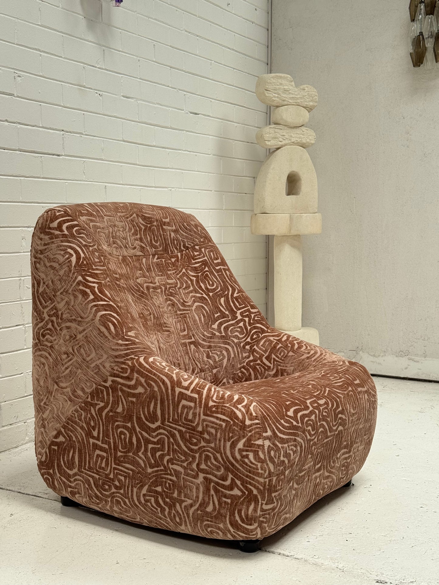 Featherston Numero IV Chair