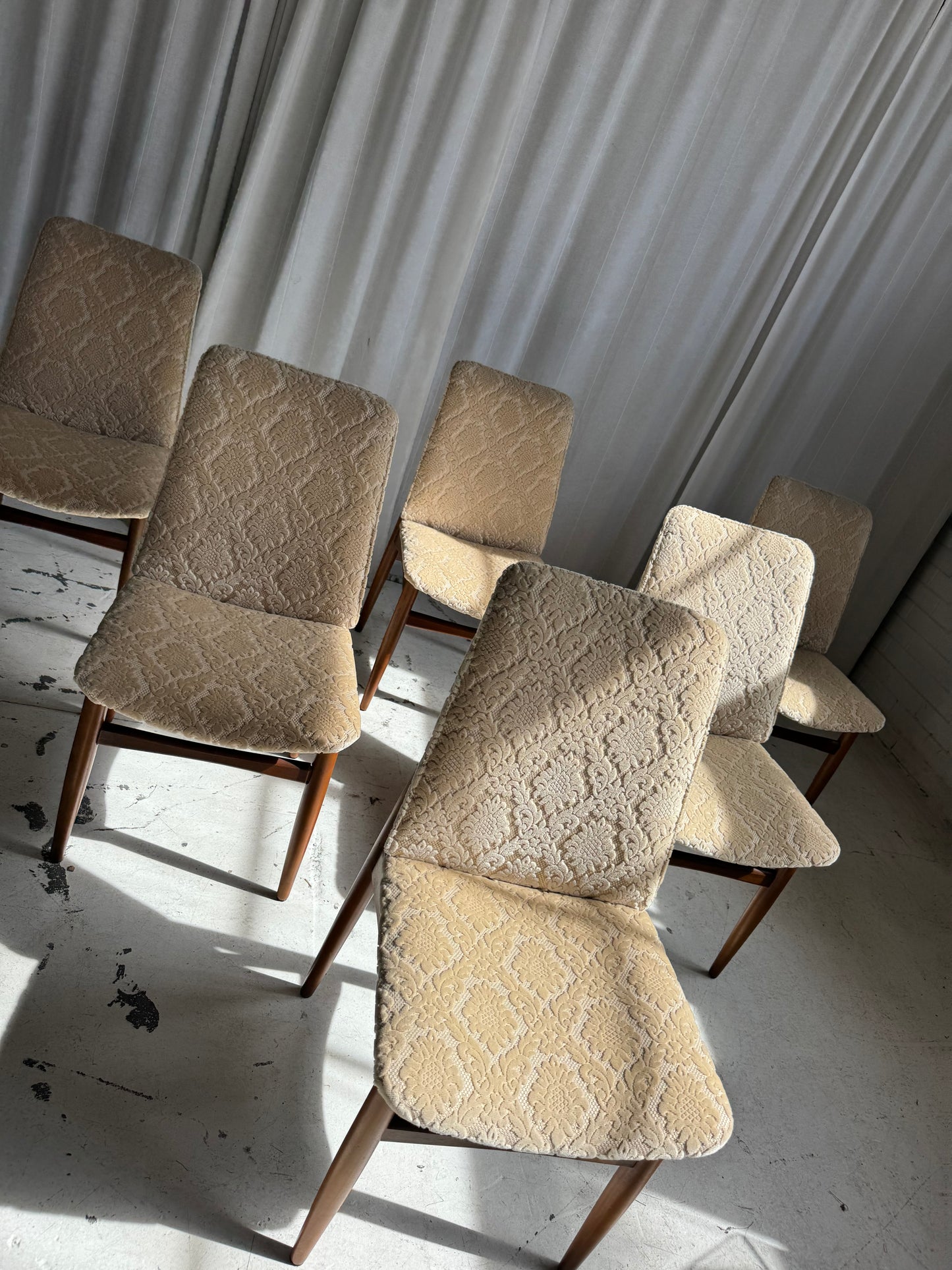 Parker Model 118 Dining Chair Set (6)